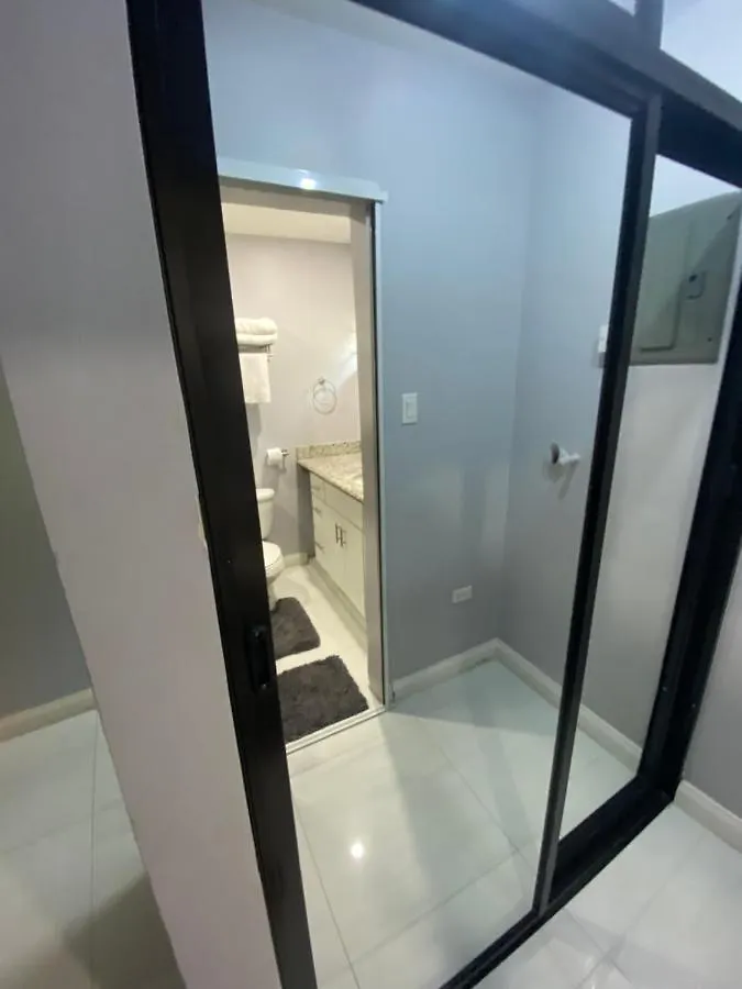 K&S Seaview Luxury Apartment Montego Bay
