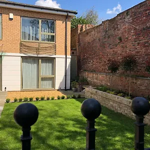 https://jorvik-lodge.yorkshirehotels.net